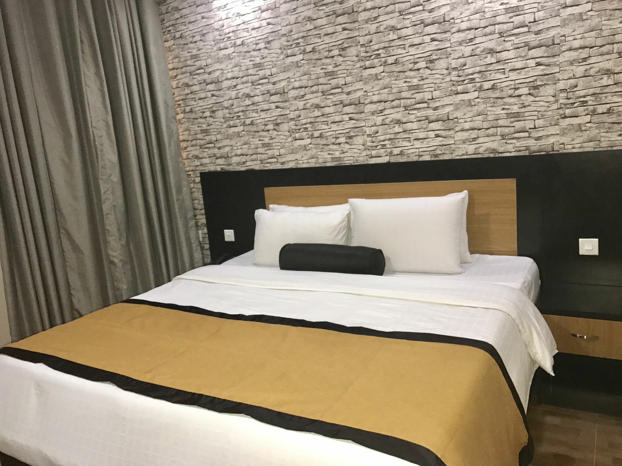 Msquare Hotel Gra 이케야 외부 사진